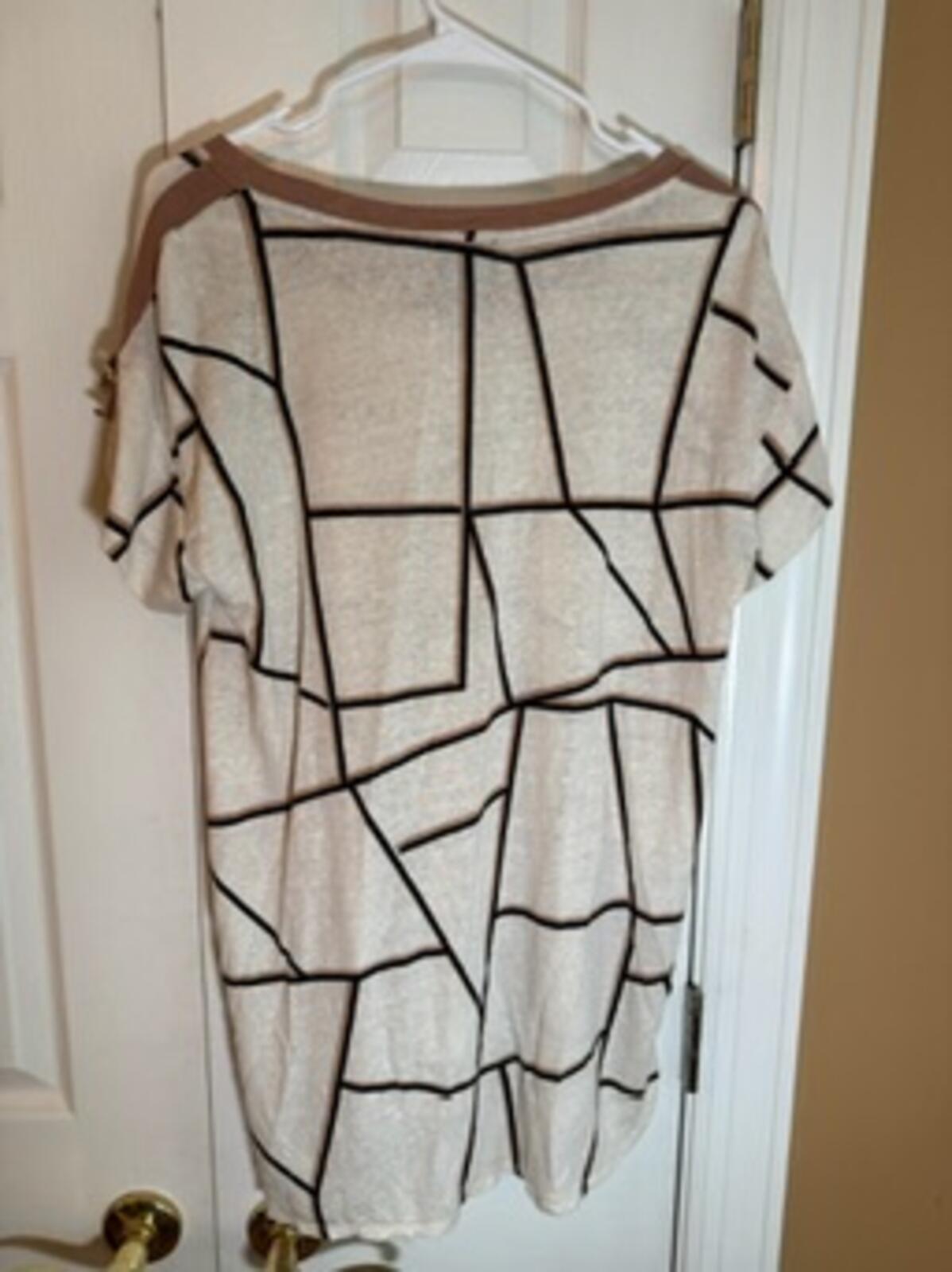 Lysse New York Women’s Medium Linen Blend Geometric Print M