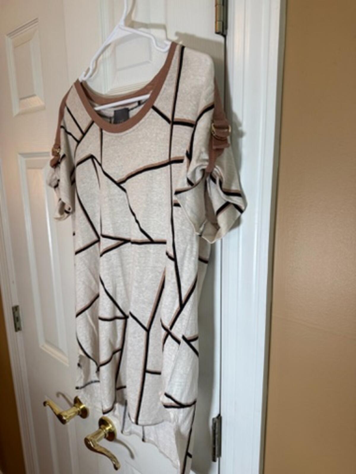 Lysse New York Women’s Medium Linen Blend Geometric Print M