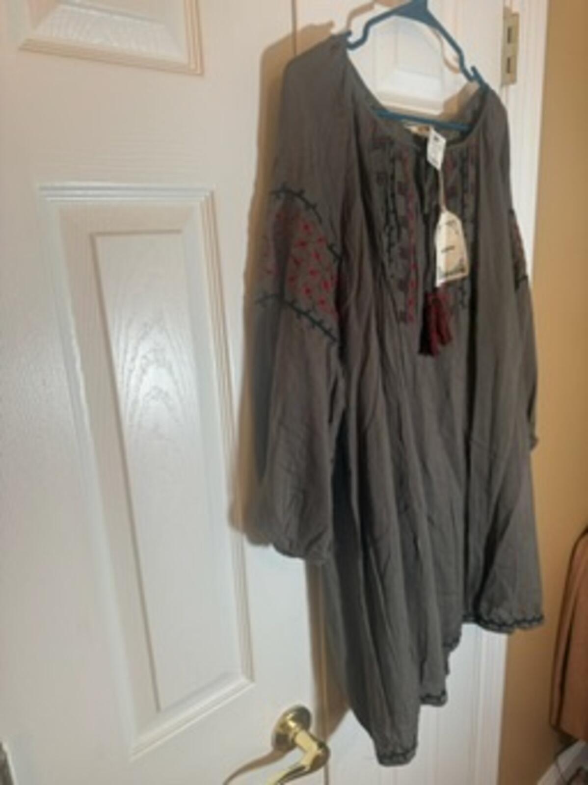 Entro Womens Gray Embroidered Boho Tunic Dress M Long Sleeve