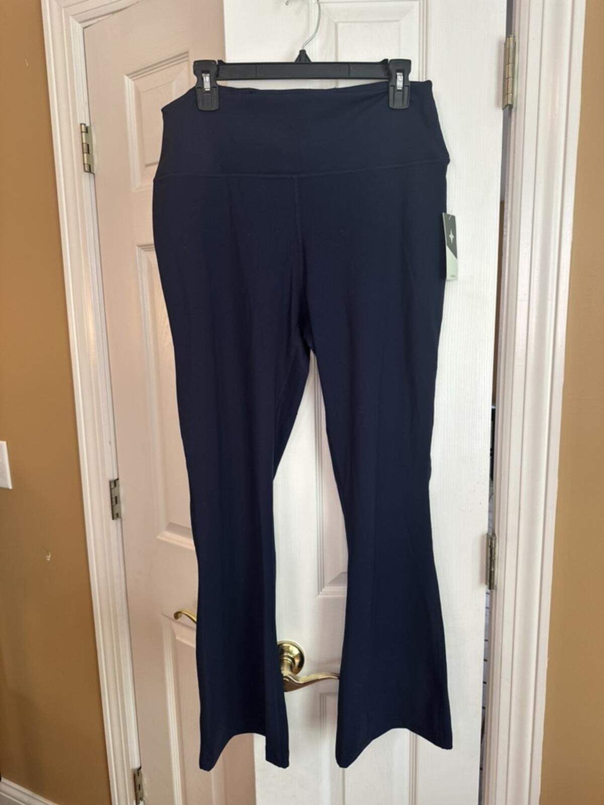Tuckernuck High Waist Flare Leggings in Navy Blue