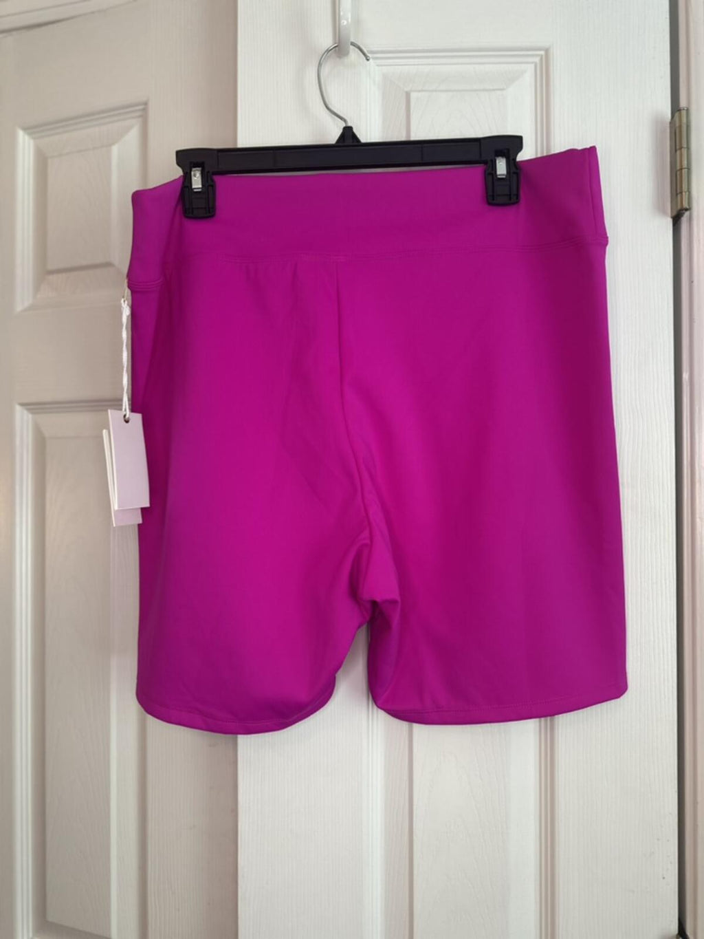 Good American Fuchsia Pink Biker Shorts Size 6 (2x)