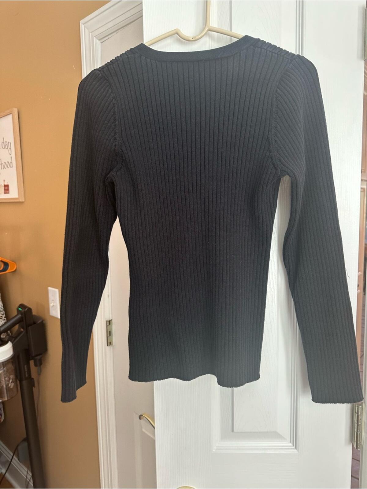 ASTR Ribbed V-Neck Cardigan