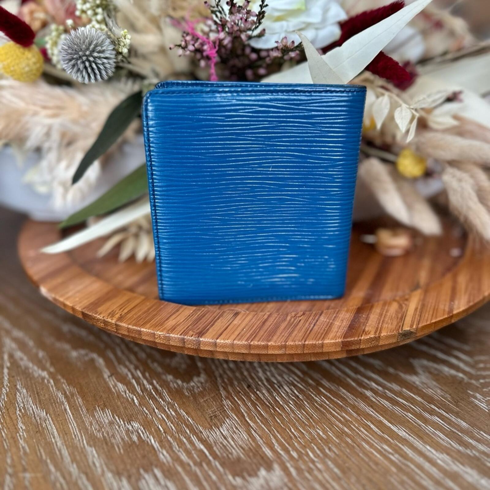Authentic Louis Vuitton Blue Epi Leather Bi-Fold Wallet