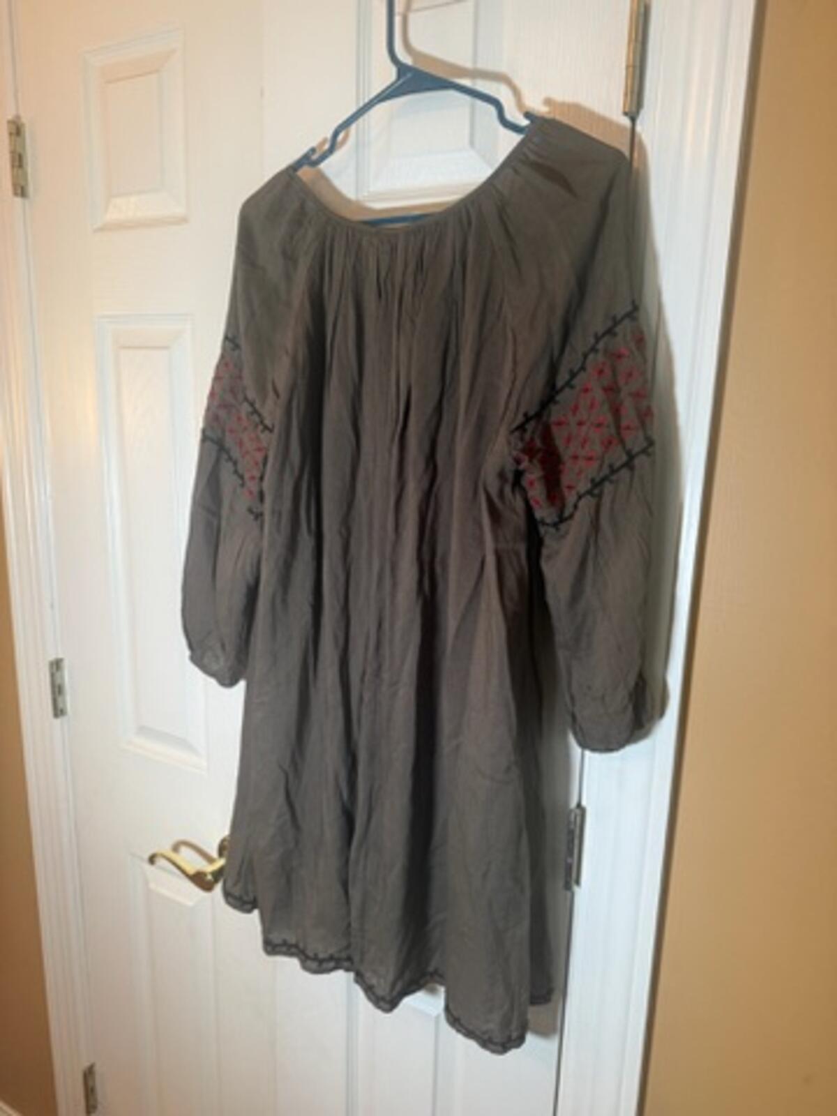 Entro Womens Gray Embroidered Boho Tunic Dress M Long Sleeve