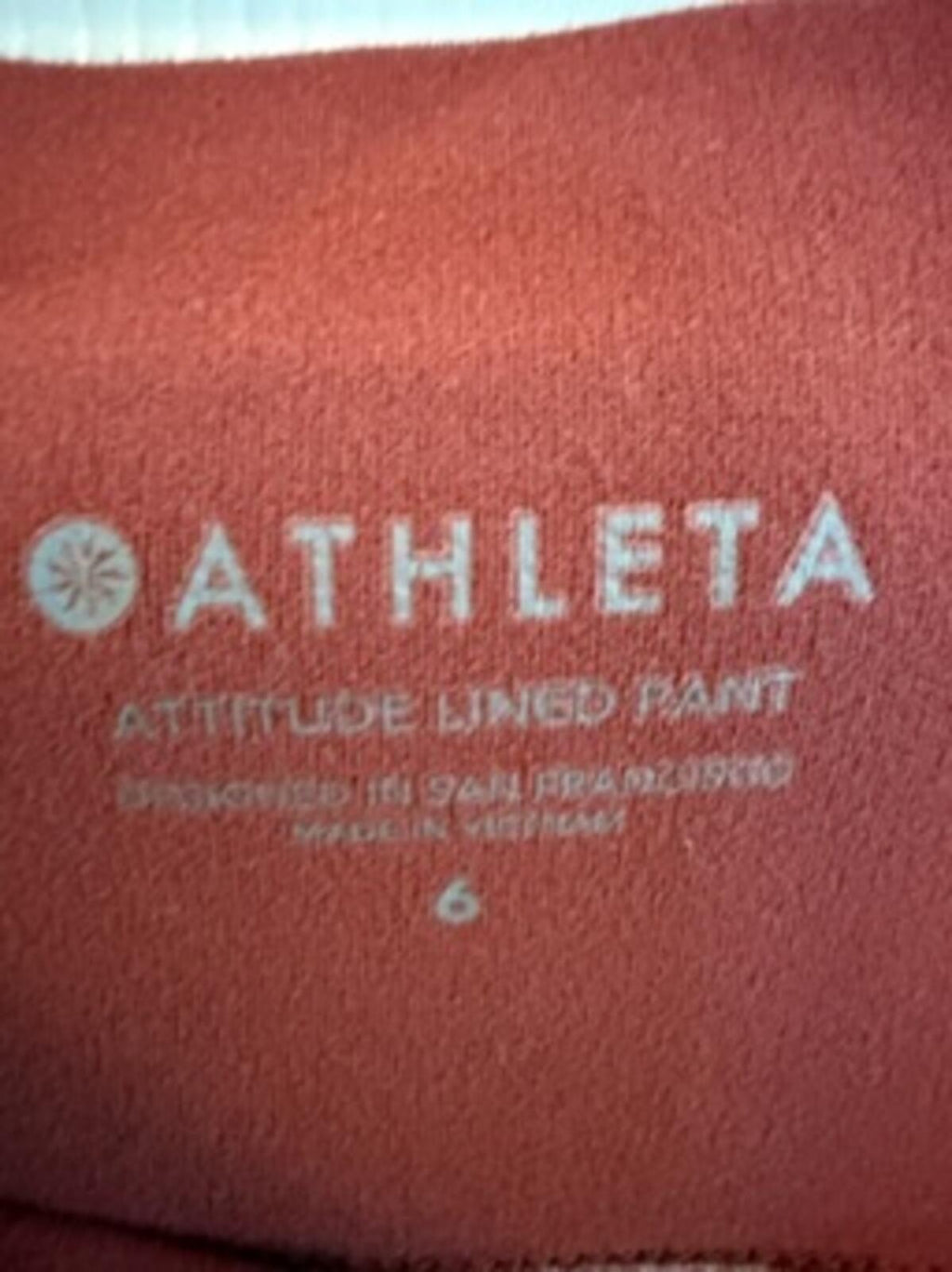 Athleta Attitude Lined Pant Women’s Size 6 Burgundy Ruched