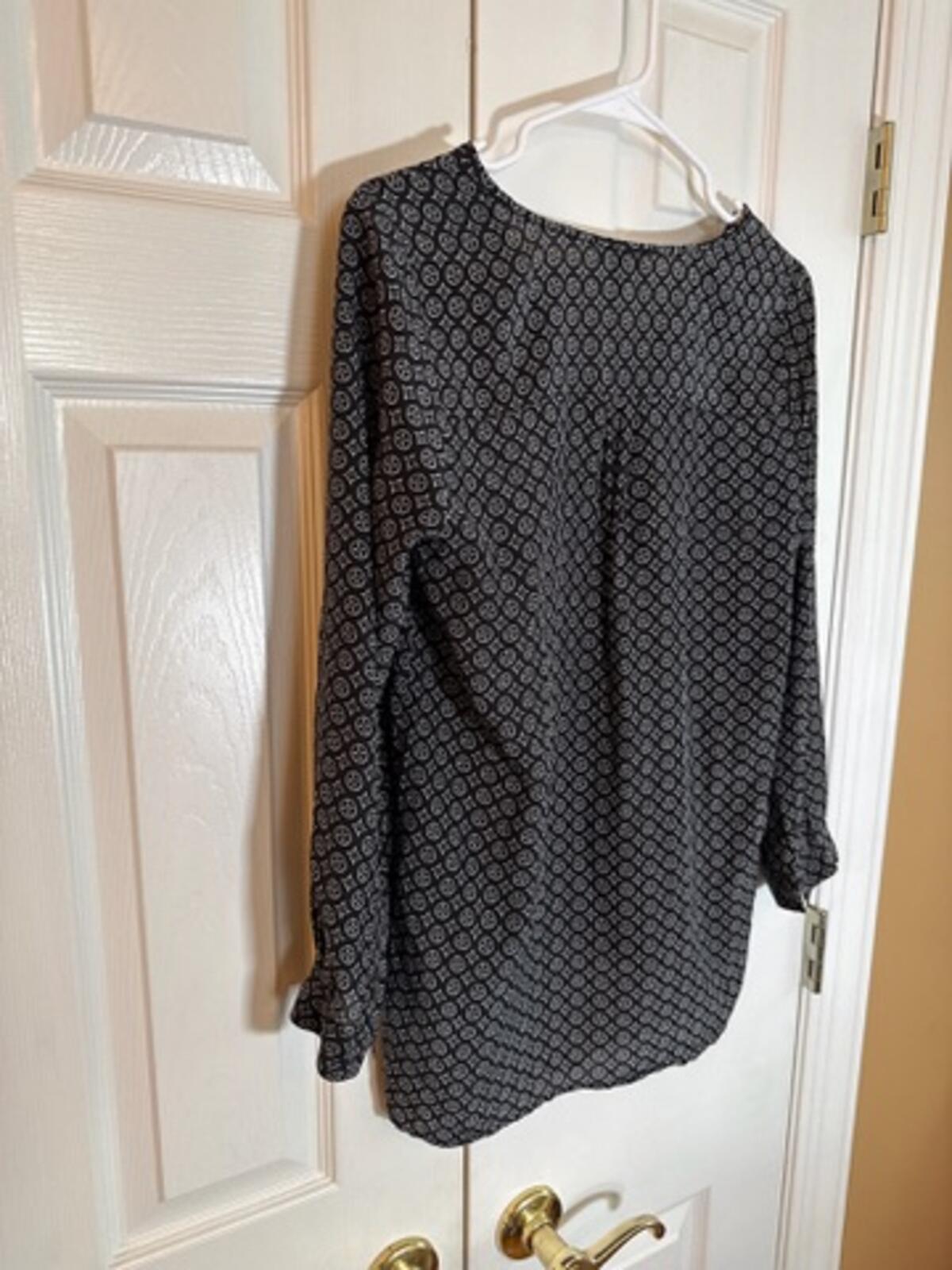Joie Black Lightweight and White Patterned Blouse XS