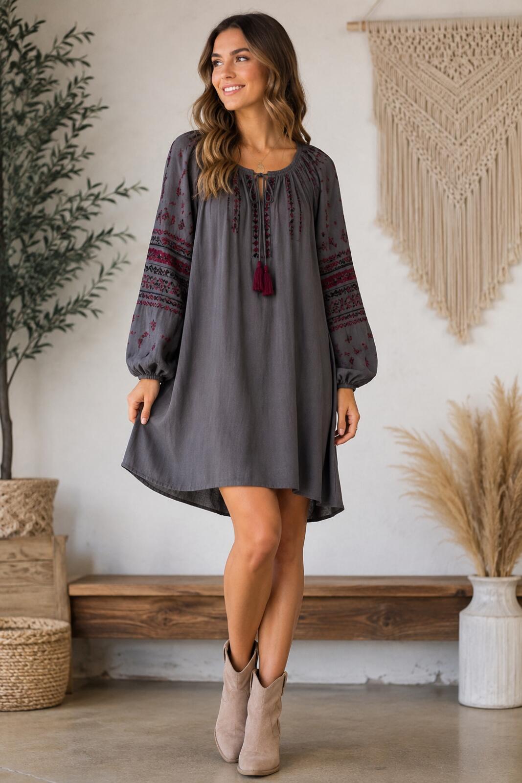 Entro Womens Gray Embroidered Boho Tunic Dress M Long Sleeve