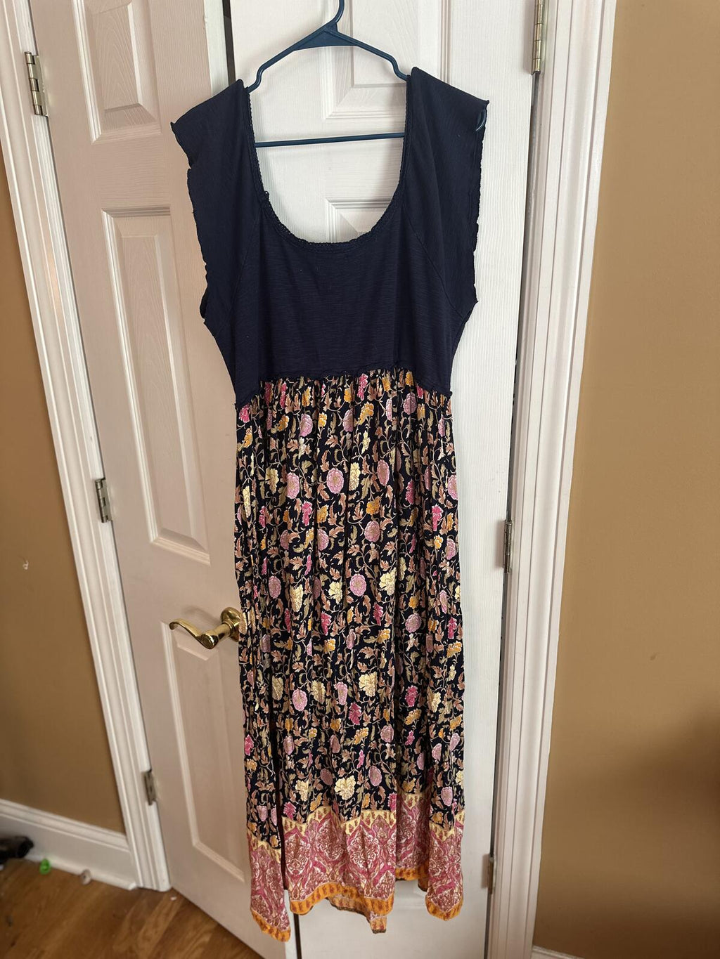 Natural Life XL Sleeveless Maxi Dress with Floral Print