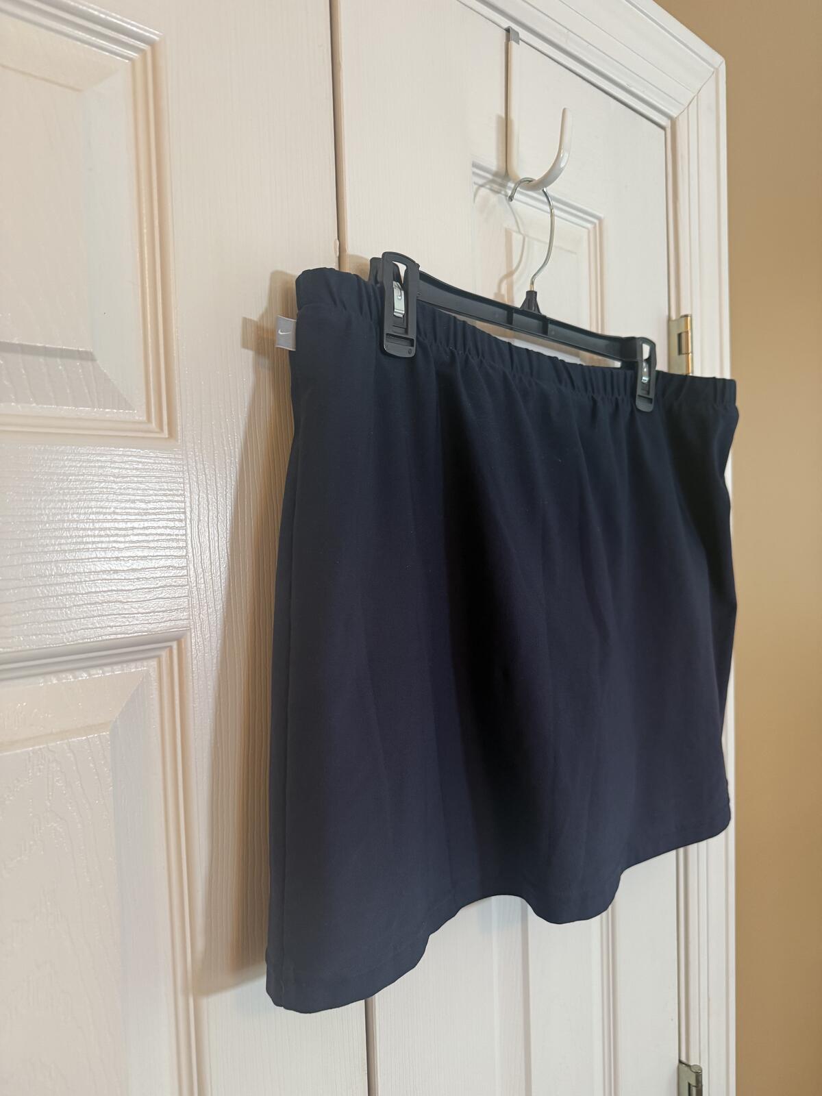 🖤 Nike Black Athletic Skort Skirt Women’s Large 🖤