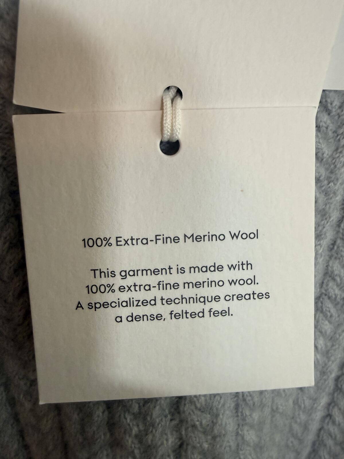 Aritzia Merino Wool Sweater Size L