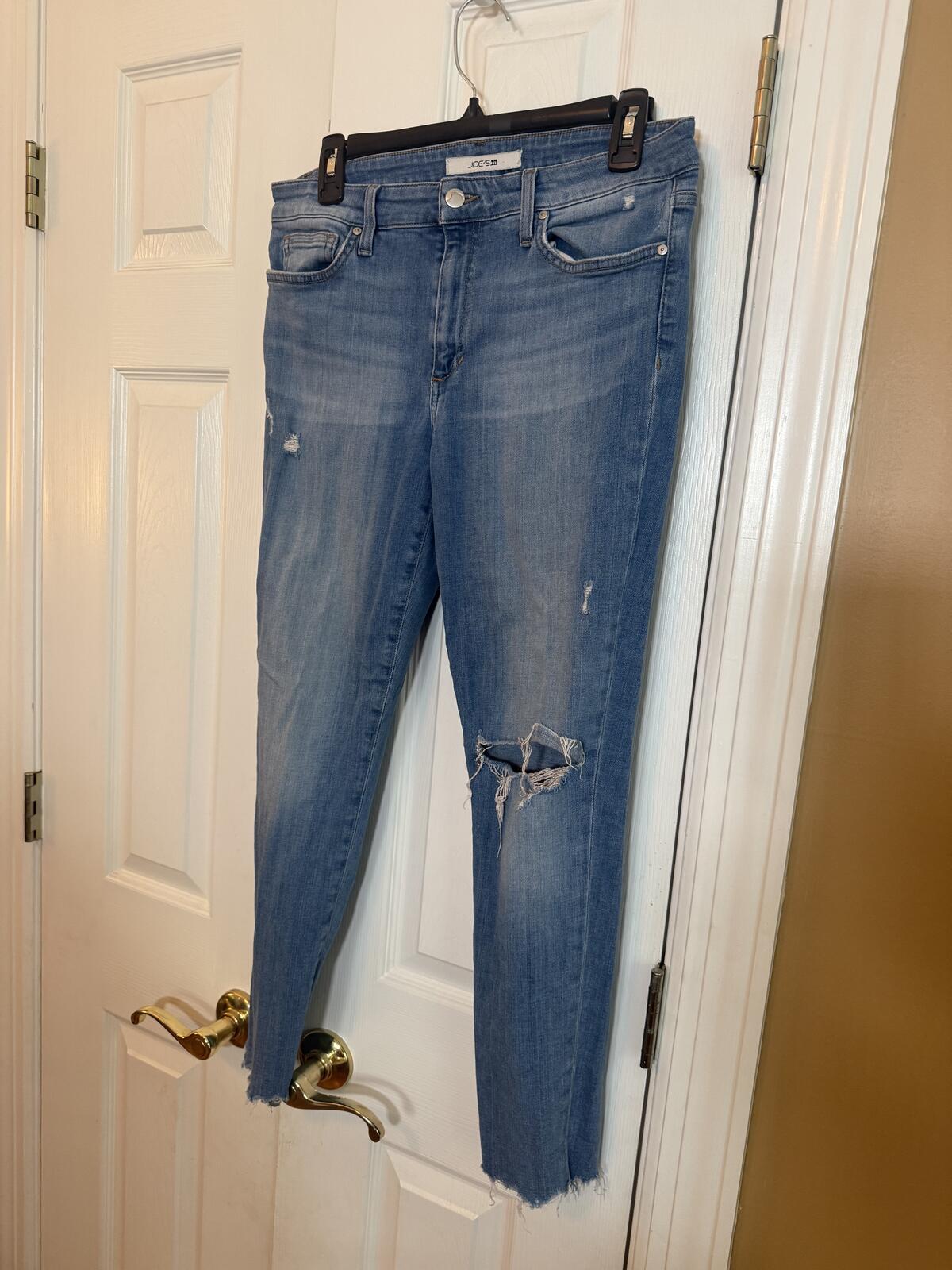 JOE’S Jeans Montebello Skinny Ankle  Women’s Size 30