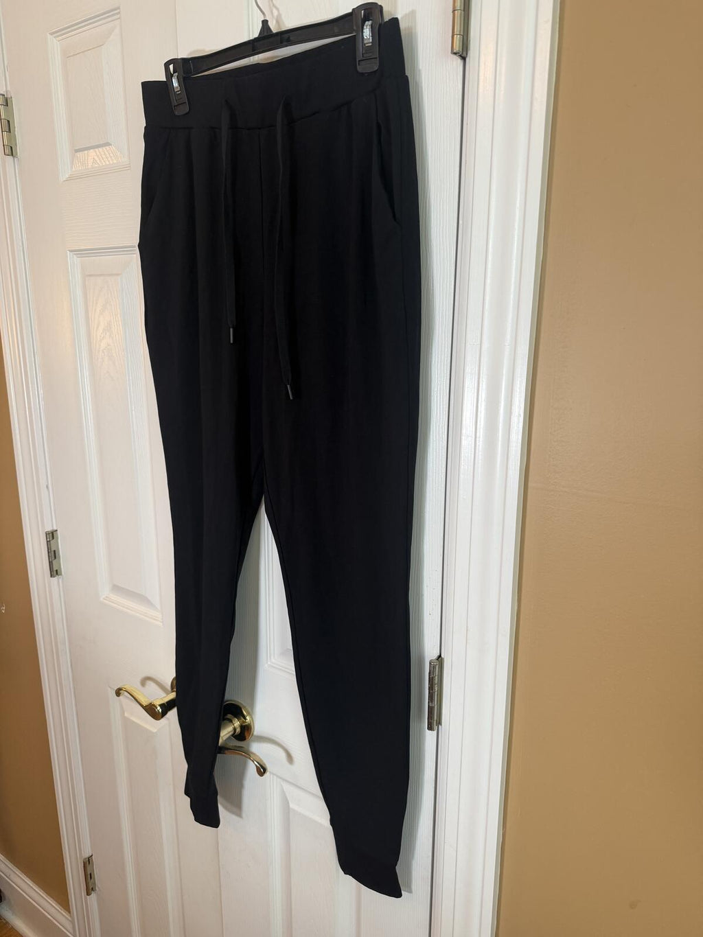 Cozy Earth Women’s Black Bamboo Blend Jogger Lounge Pants M