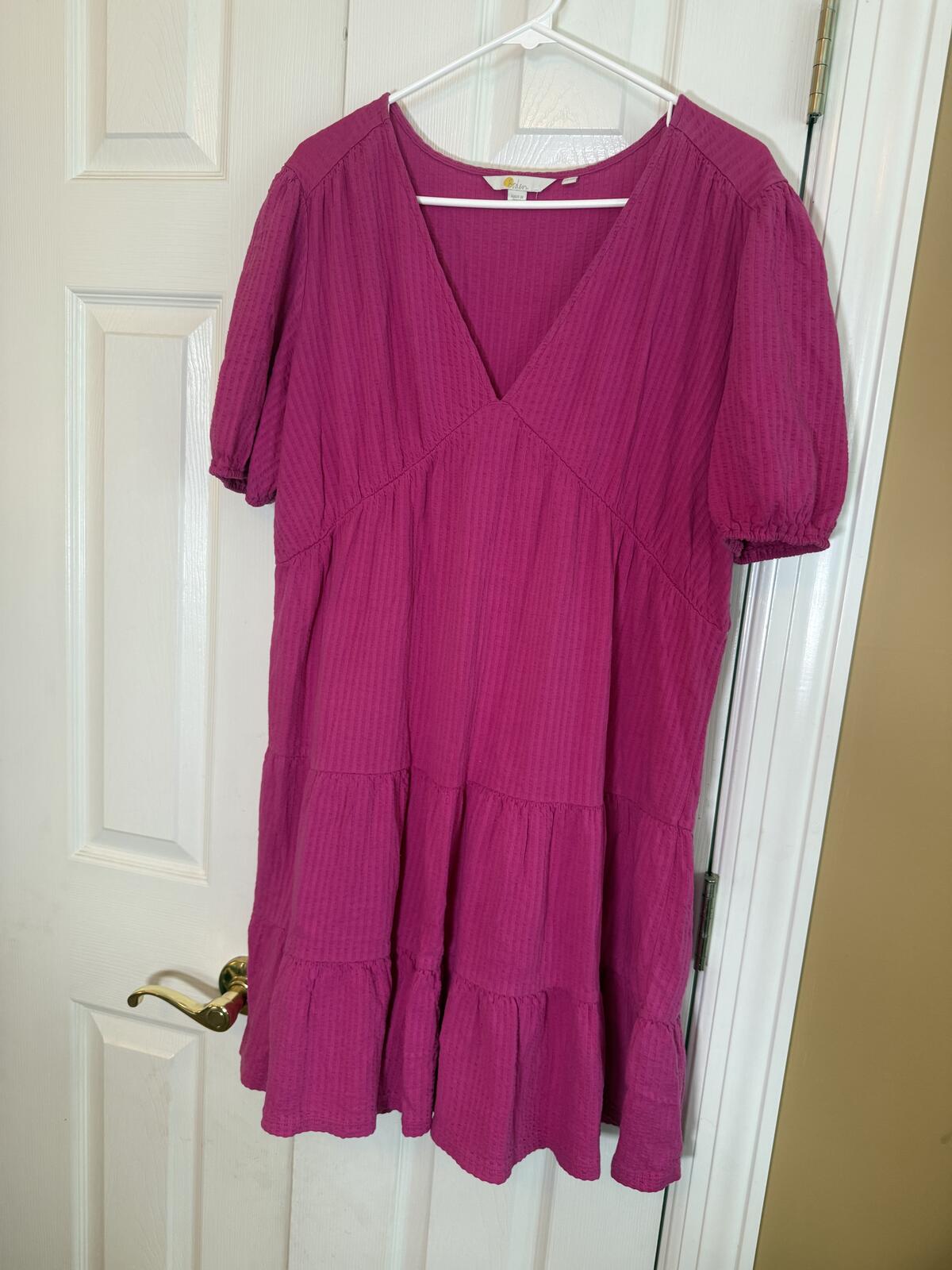 Boden Purple V-Neck Tiered Midi Dress with Puff Sleeves