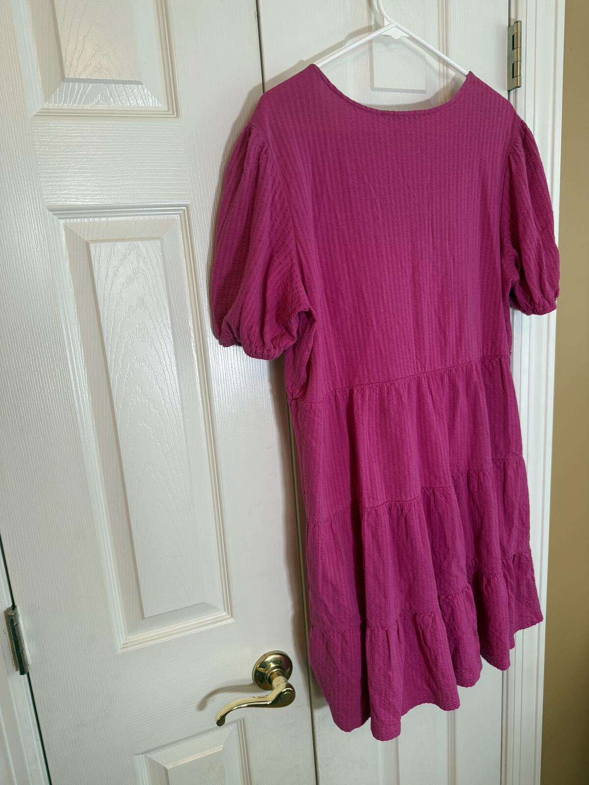 Boden Purple V-Neck Tiered Midi Dress with Puff Sleeves