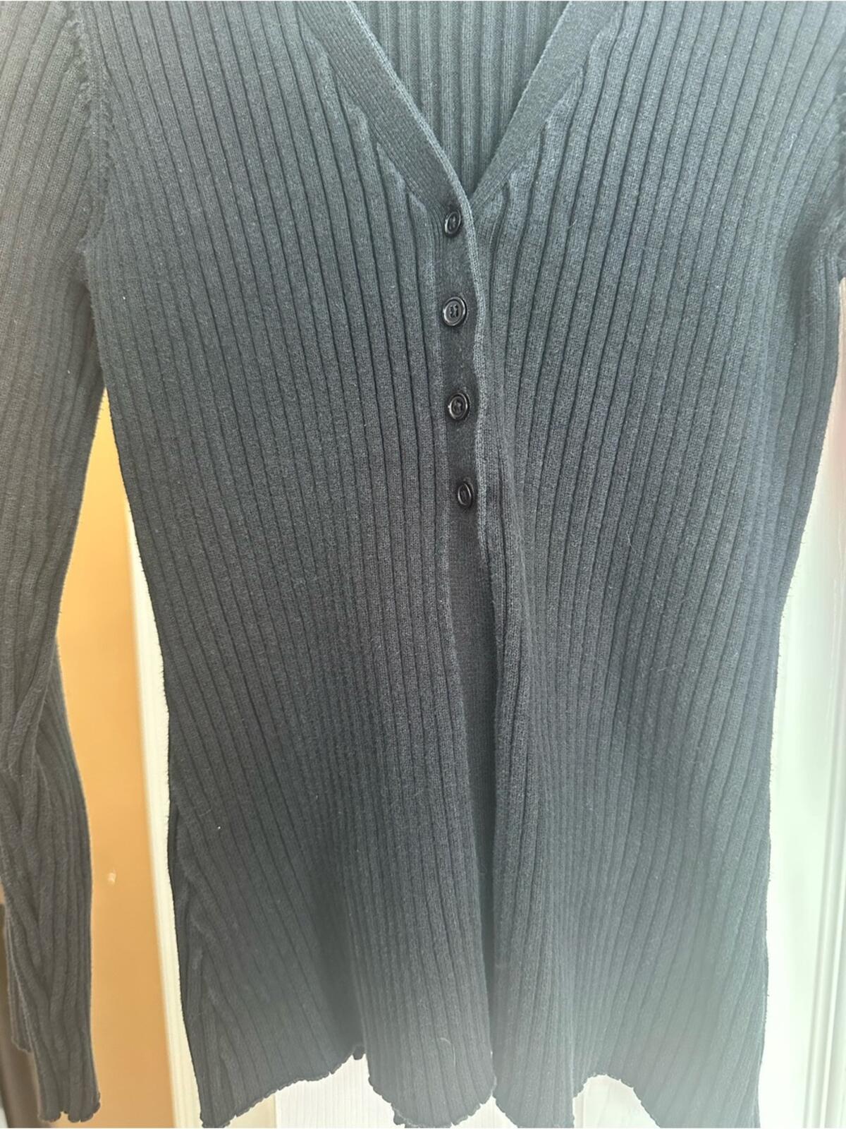 ASTR Ribbed V-Neck Cardigan