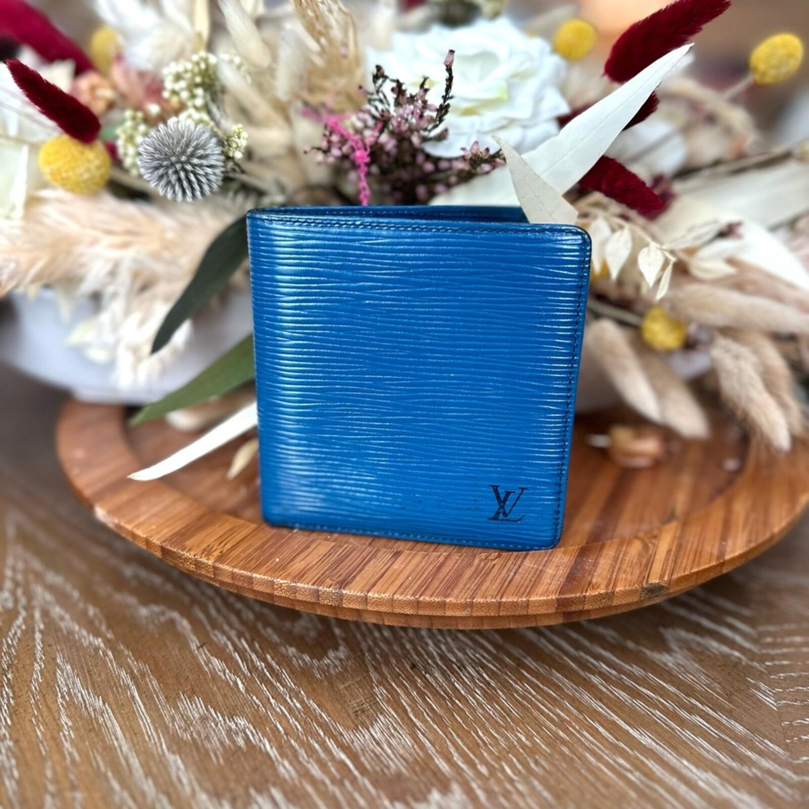 Authentic Louis Vuitton Blue Epi Leather Bi-Fold Wallet